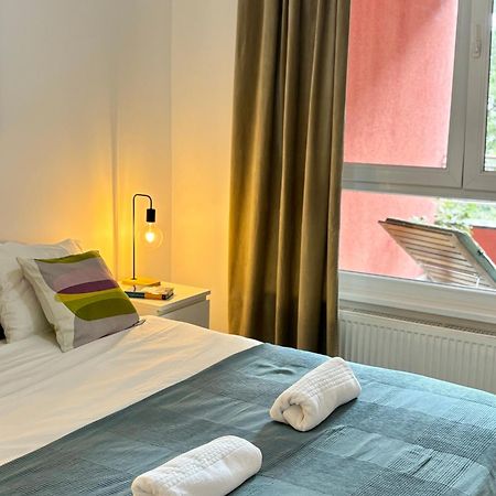 Terrace Bliss Apartment With Free Garage 萨格勒布 外观 照片