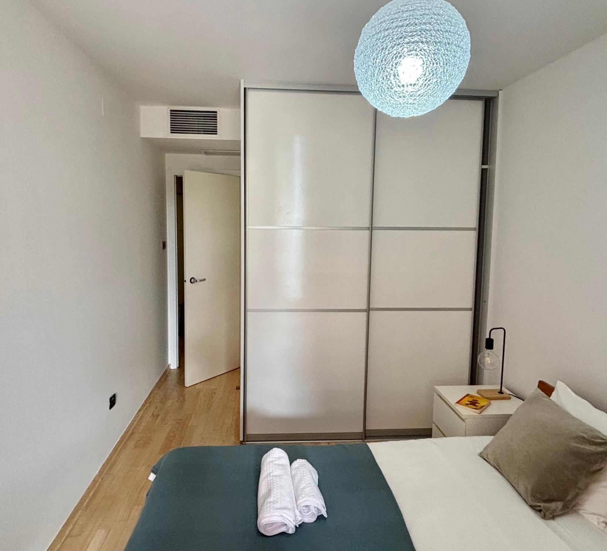 Terrace Bliss Apartment With Free Garage 萨格勒布 外观 照片