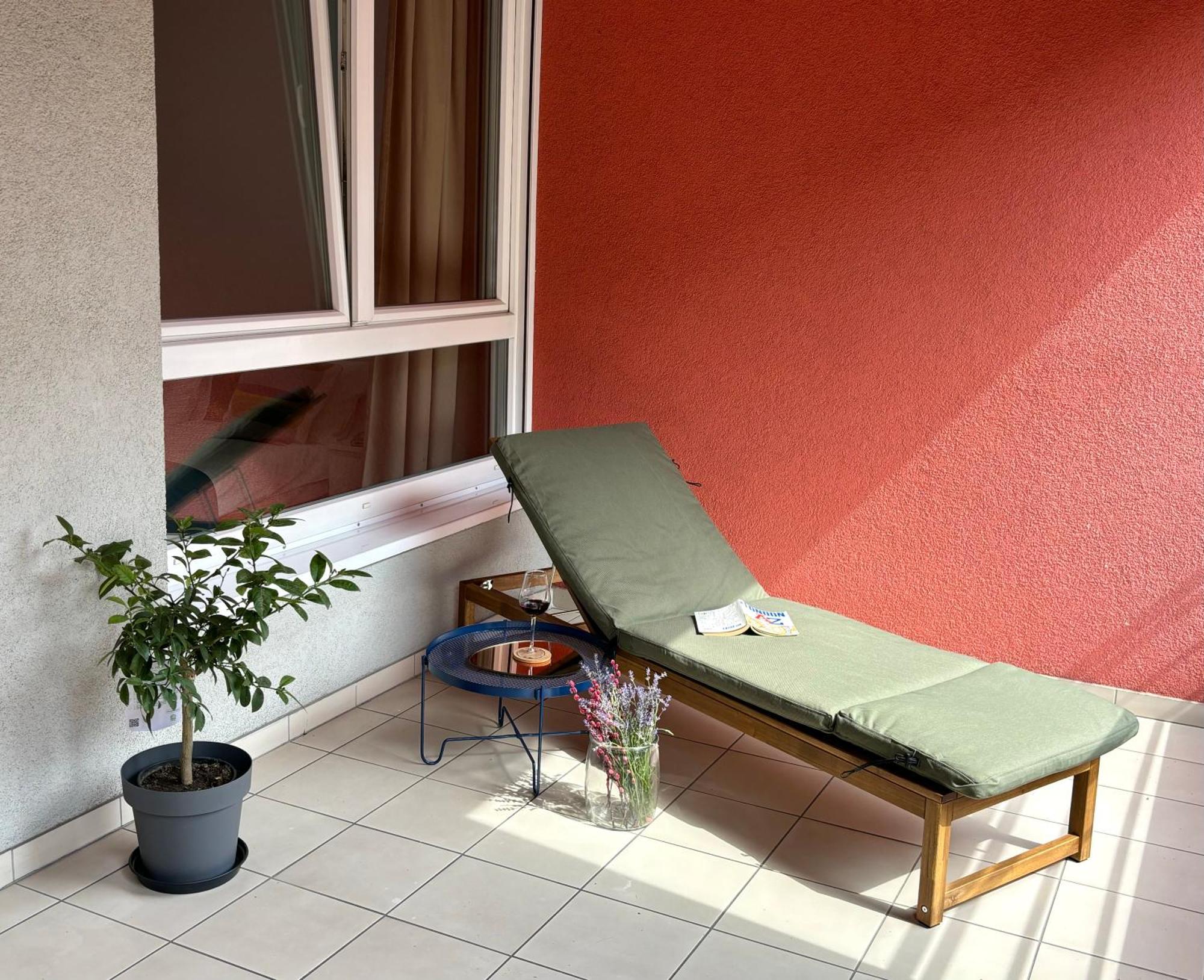 Terrace Bliss Apartment With Free Garage 萨格勒布 外观 照片